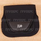 Неопреновый чехол для катушки с карманом DAIWA Neo Reel Cover SP-MH (19х32 см)